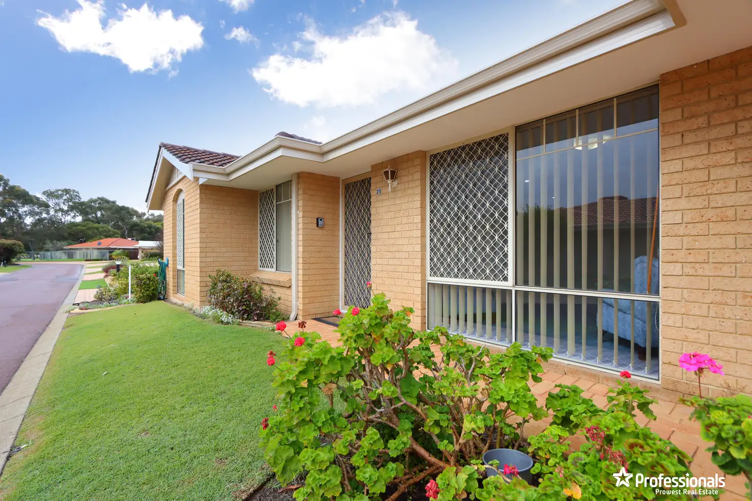 Main view of Homely unit listing, 25/70 Vellgrove Avenue, Parkwood WA 6147