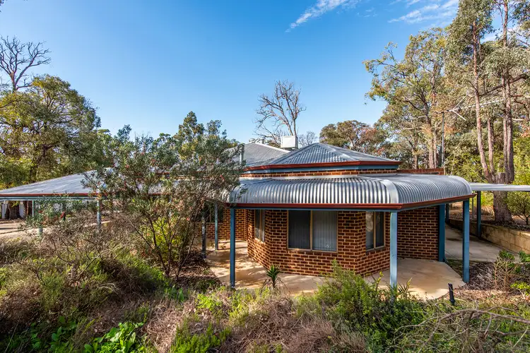 4 Dunham Glen, Wooroloo WA 6558