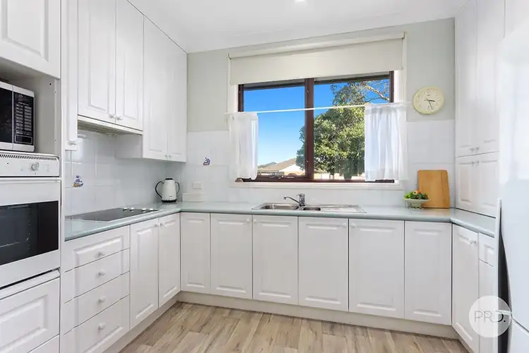 Third view of Homely villa listing, 9/122-124 Russell Avenue, Dolls Point NSW 2219