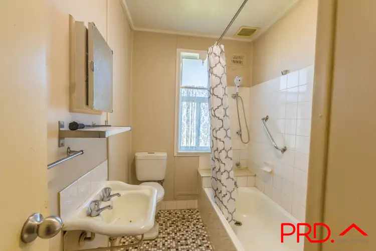 Sixth view of Homely house listing, 10 Stewart Avenue, Tamworth NSW 2340