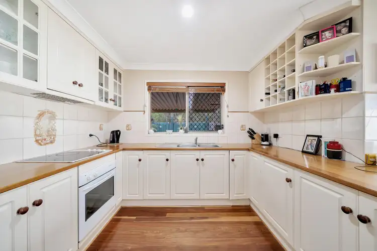 Third view of Homely house listing, 5 Sefton Court, Heritage Park QLD 4118