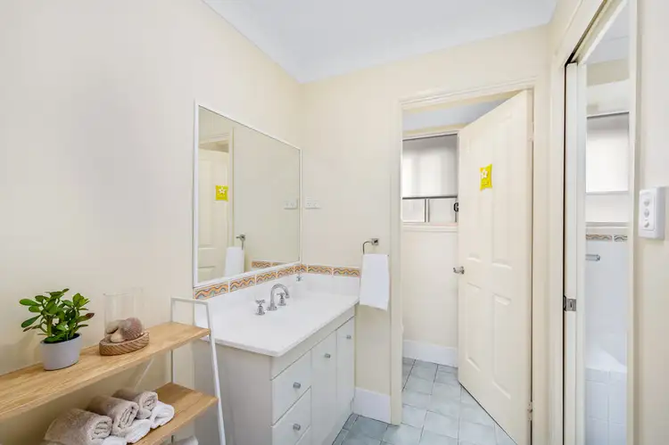 Sixth view of Homely house listing, 15 Schaefer Close, Tingira Heights NSW 2290