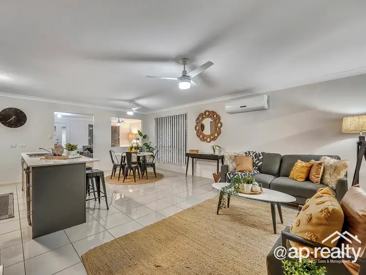 14 Steelwood Street, Heathwood QLD 4110