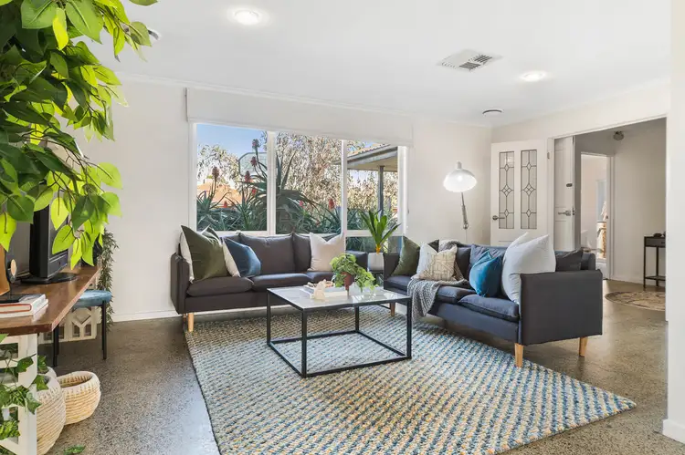 Second view of Homely house listing, 5 Koala Court, Chelsea VIC 3196