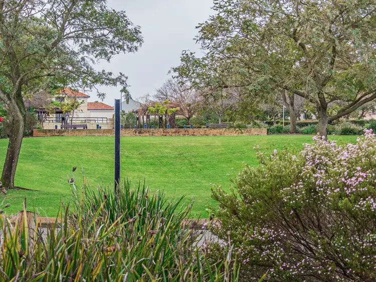 Second view of Homely house listing, 10 Cleopatra Circuit, Bertram WA 6167