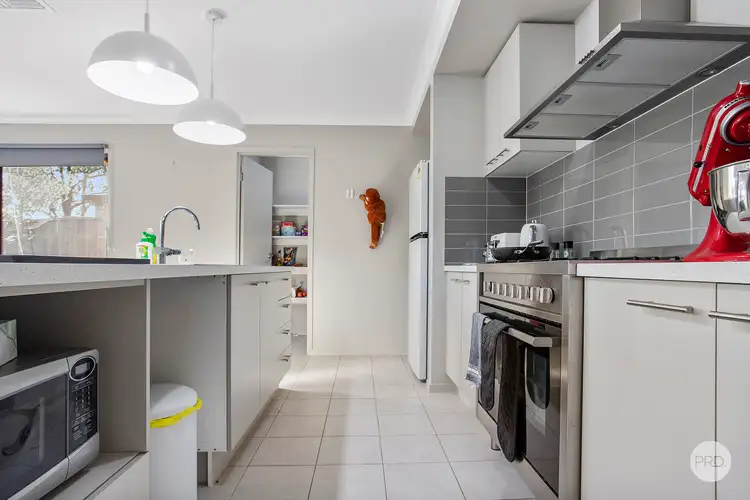 Fifth view of Homely house listing, 8 Rothschild Close, Epsom VIC 3551