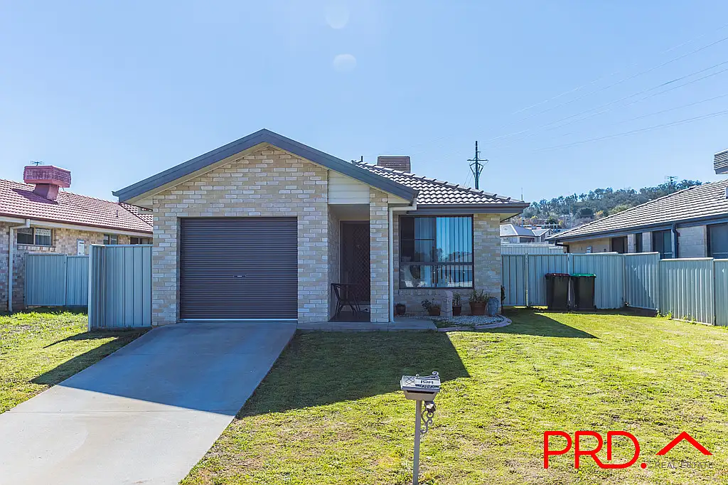 Main view of Homely house listing, 19a Tulipwood Crescent, Tamworth NSW 2340
