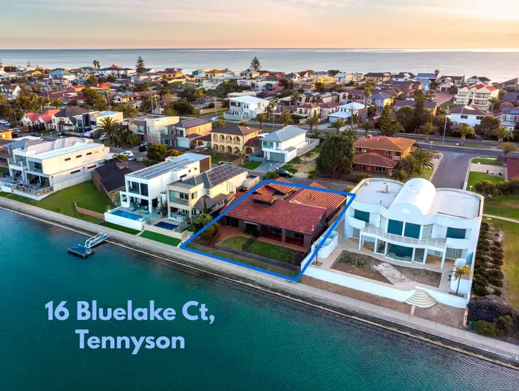 16 Bluelake Court, Tennyson SA 5022