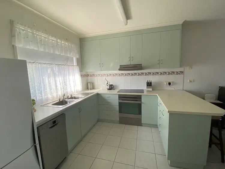 Fourth view of Homely house listing, Unit 2/ 2 SPRY COURT, Horsham VIC 3400