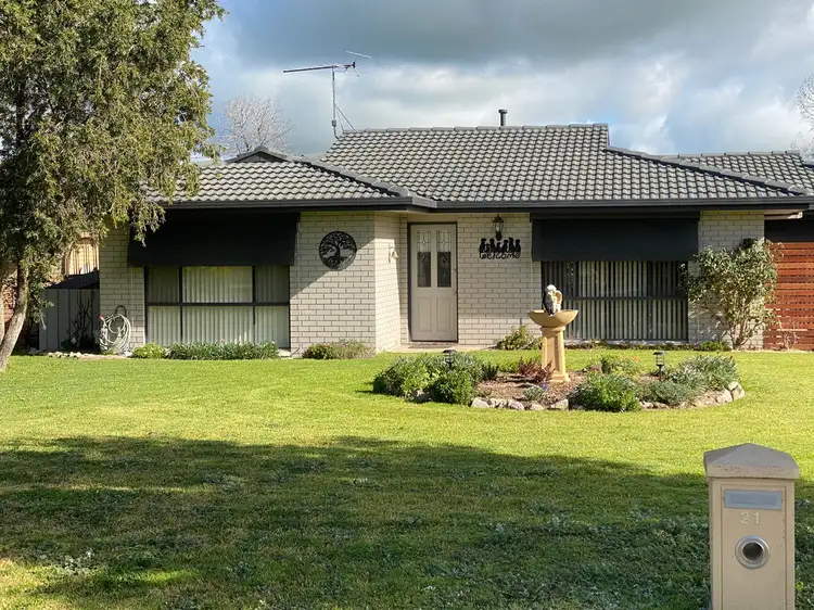 21 FRAMPTON COURT, Holbrook NSW 2644