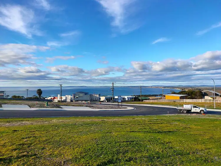 1/39 Frances Street, Bridport TAS 7262