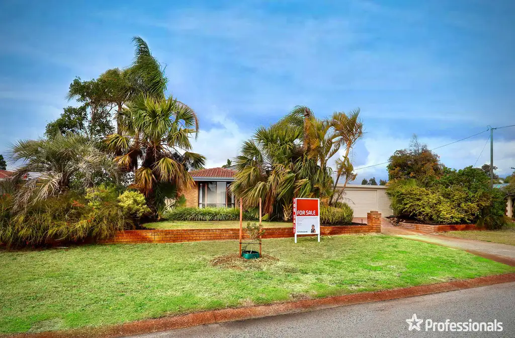 Main view of Homely house listing, 4 Rusthall way, Huntingdale WA 6110
