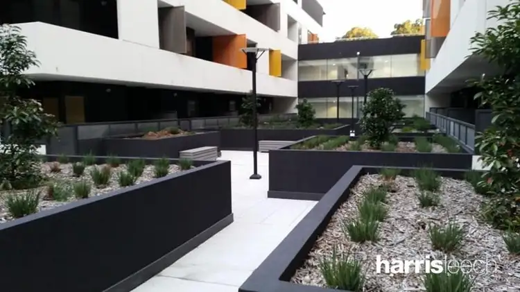 G09/660 Blackburn Road