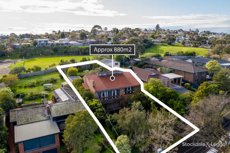 6 Sylvan Court, Newtown VIC 3220