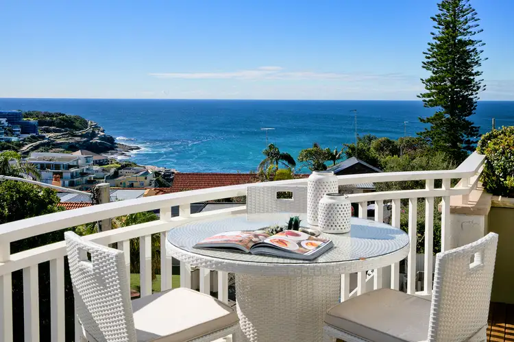 10 Thompson Street, Tamarama NSW 2026