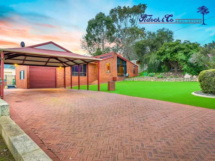9 Savage Road, Kelmscott WA 6111