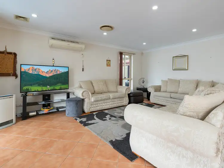 Fourth view of Homely house listing, 4 Seamans Place, Horningsea Park NSW 2171