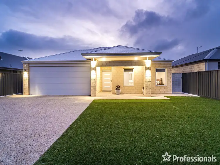 71 Bottlenose Circuit, Waikiki WA 6169