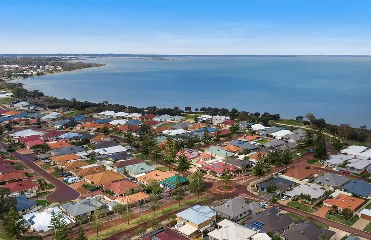 Second view of Homely house listing, 20 Devonshire Retreat, Falcon WA 6210