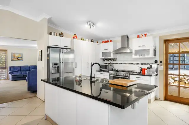 Sixth view of Homely house listing, 2 Kew Place, Munruben QLD 4125