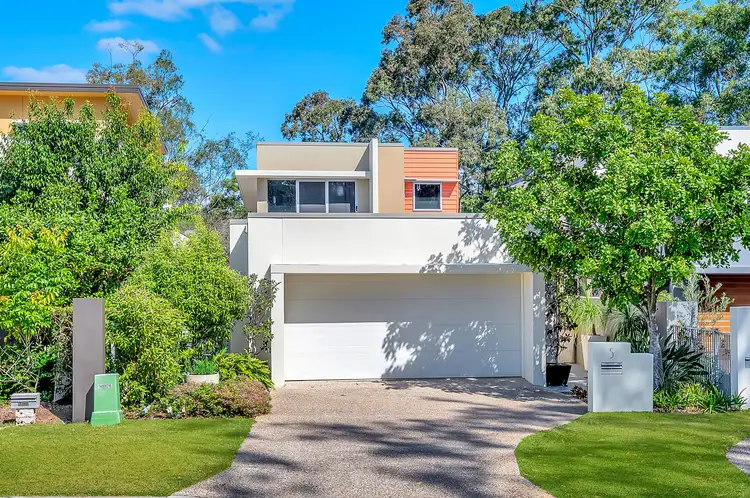 5 Tashey Court, Bundall QLD 4217