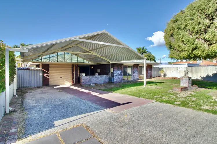 4 Doradeen Close, Hillman WA 6168