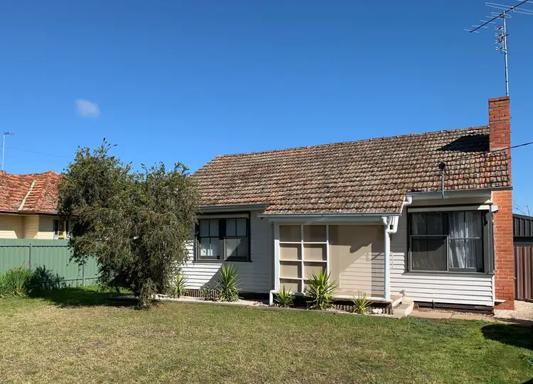 88 Jamouneau Street, Warracknabeal VIC 3393
