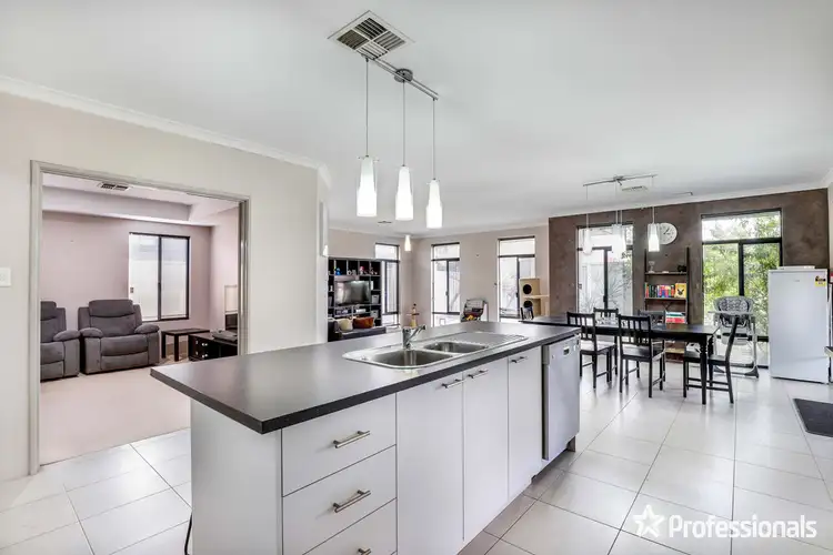 51 Copperback Circle, Huntingdale WA 6110