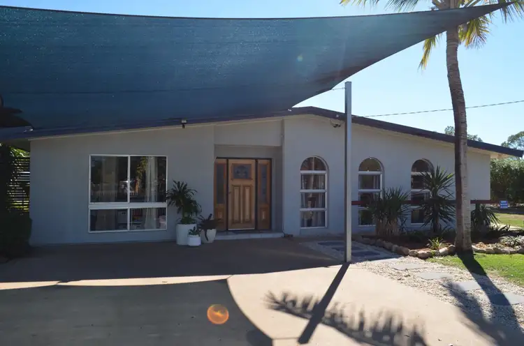 10 Andrews Road, Emerald QLD 4720