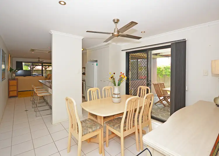 Fourth view of Homely unit listing, Unit 2, 11 LOCKERBIE COURT, Kawungan QLD 4655