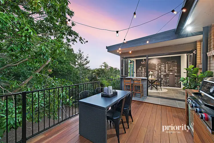 16 Hibiscus Street, Everton Hills QLD 4053