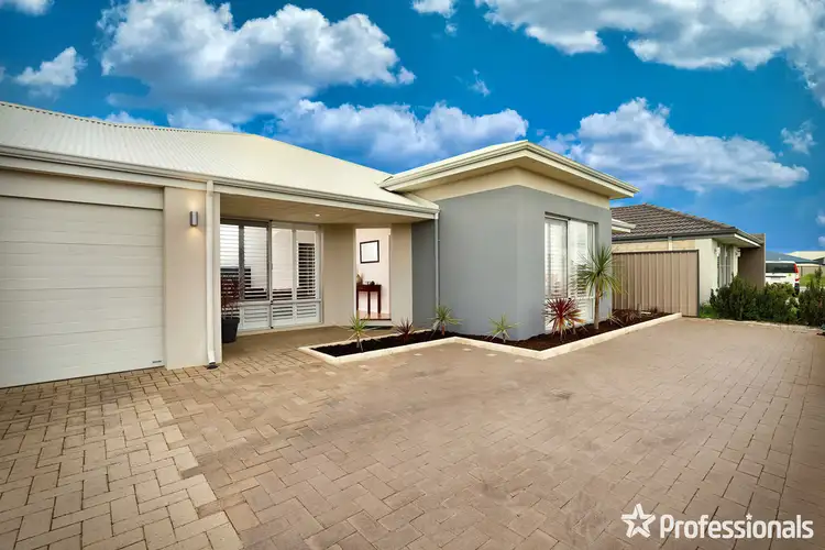 Second view of Homely house listing, 25 Passendale Crescent, Piara Waters WA 6112