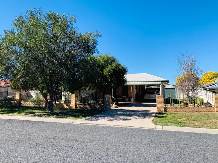 27 Flynn Drive, Warwick QLD 4370