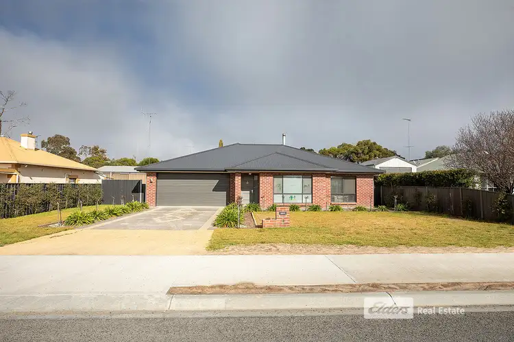 24 OLD CAVES ROAD, Naracoorte SA 5271