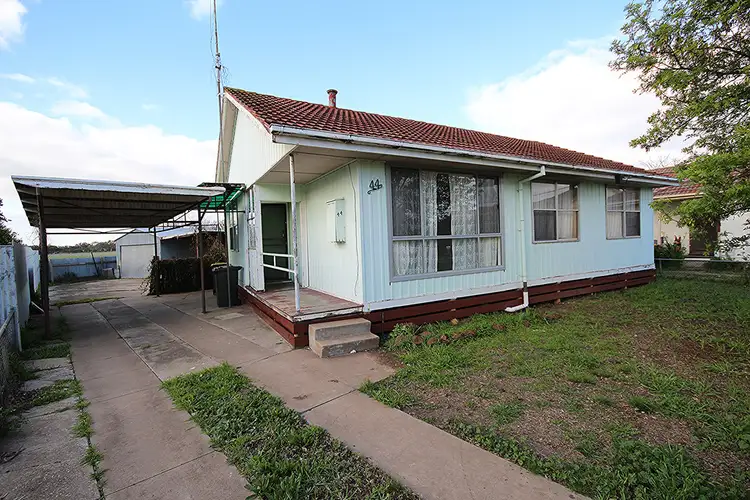 44 Winifred Street, Horsham VIC 3400