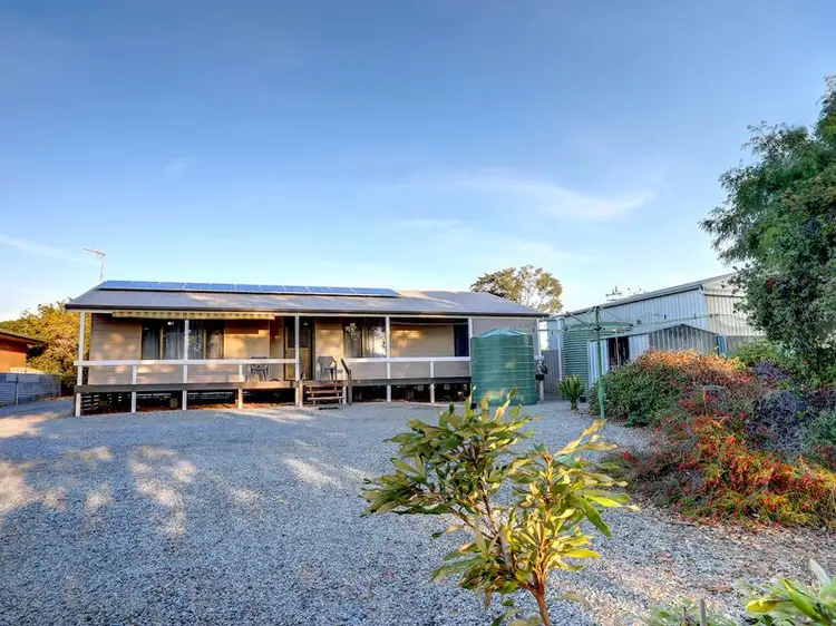 17 Central Street, Louth Bay SA 5607