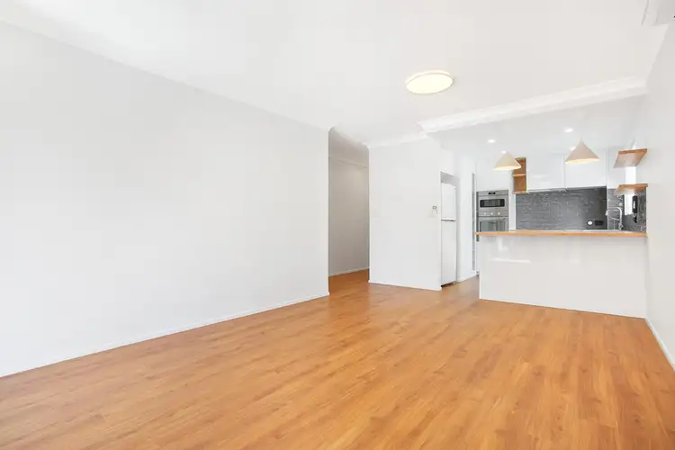 Fifth view of Homely apartment listing, 4/26 First Avenue, Broadbeach QLD 4218