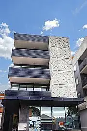 12/2 West Street