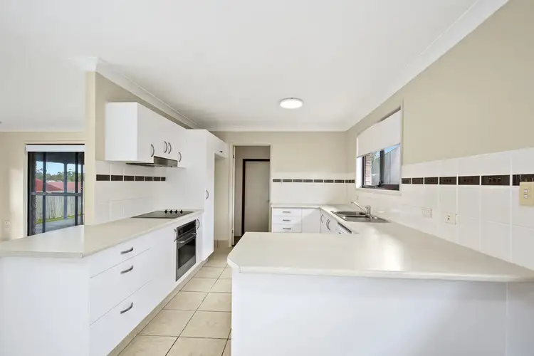 17 Allspice Drive, Ashmore QLD 4214