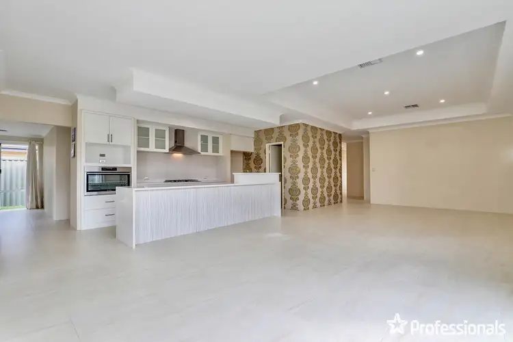 2 Travertine Street, Harrisdale WA 6112