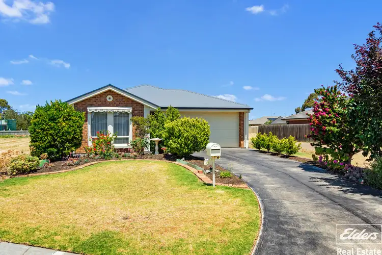 8 MARY PELHAM COURT, Mccracken SA 5211