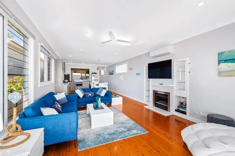 Fifth view of Homely house listing, 7 Village Bay Close, Marks Point NSW 2280