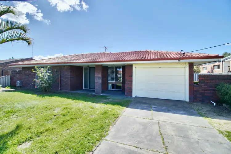 16 Leisure Way, Safety Bay WA 6169