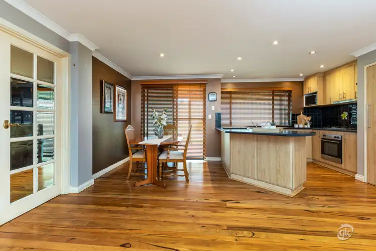 Fourth view of Homely house listing, 5A Mackaya Court, South Lake WA 6164