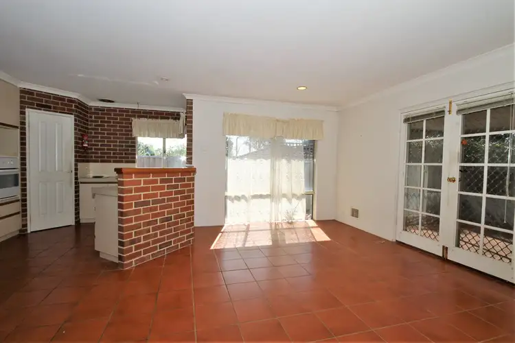 Seventh view of Homely house listing, 3 B Avis Court, Australind WA 6233