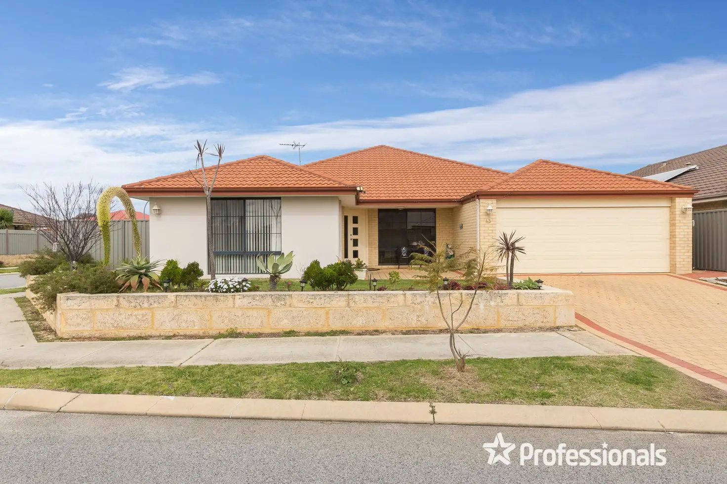 Main view of Homely house listing, 43 Archdale Loop, Piara Waters WA 6112