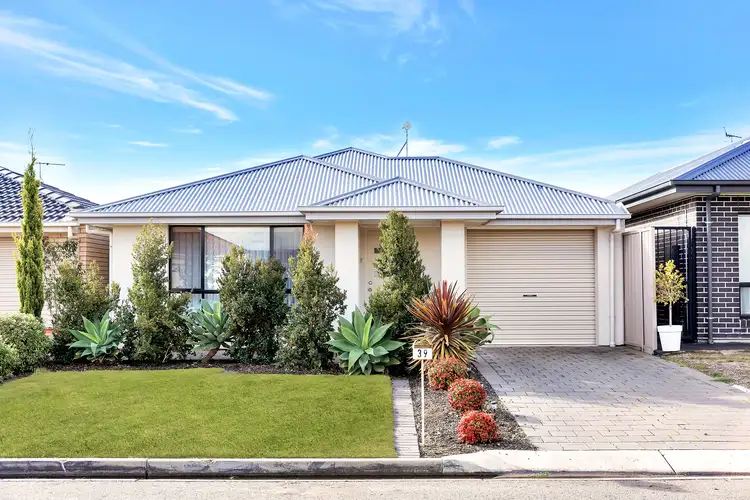 39 Sovereign Drive, Woodcroft SA 5162