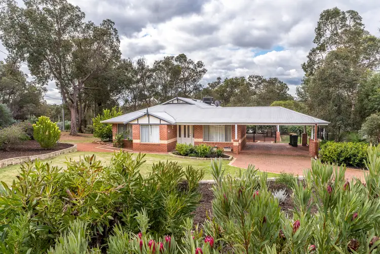 2 Wattle Court, Mahogany Creek WA 6072