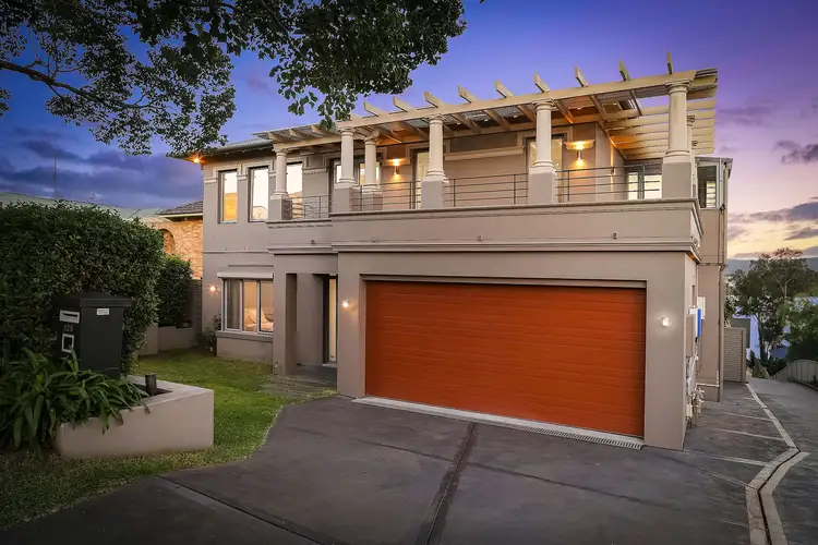 125 Albany Street, Point Frederick NSW 2250