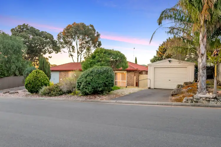 1 Gibson Court, Woodcroft SA 5162